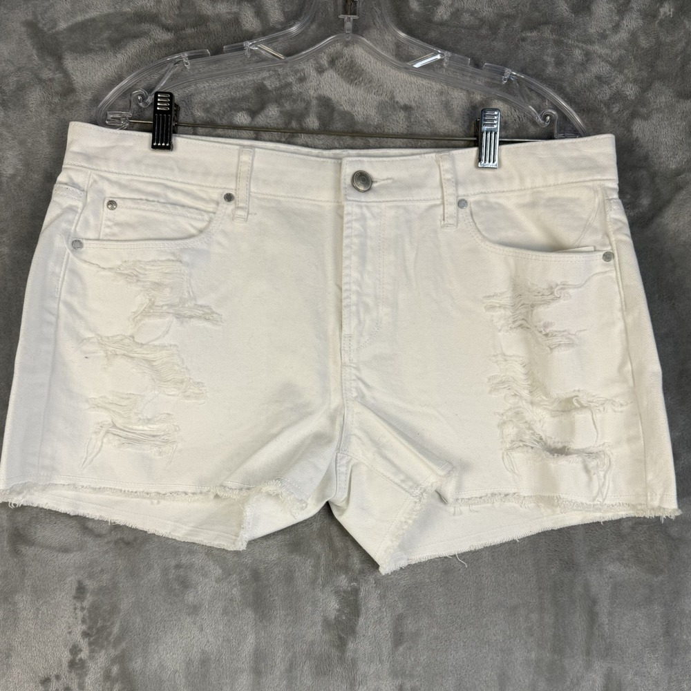 Y2K Articles of Society White Distressed Frayed Hem Denim‎ Shorts Women Size 31
